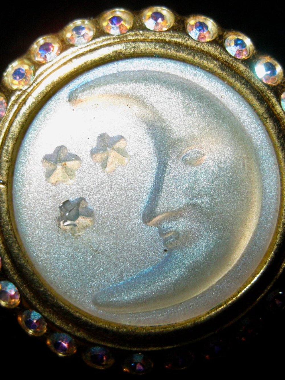 KIRKS FOLLY VINTAGE/SIGNED/RARE 1980'S MOON AND STARS FACE PIERCED EARRINGS